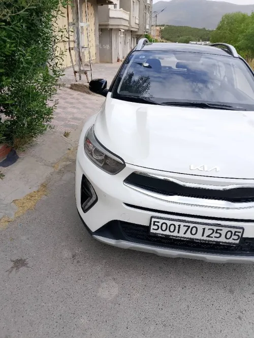Kia Kx1