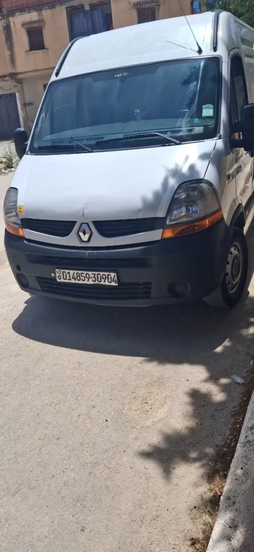 Renault Master 2 Mongol