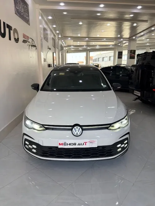 Volkswagen Golf 8