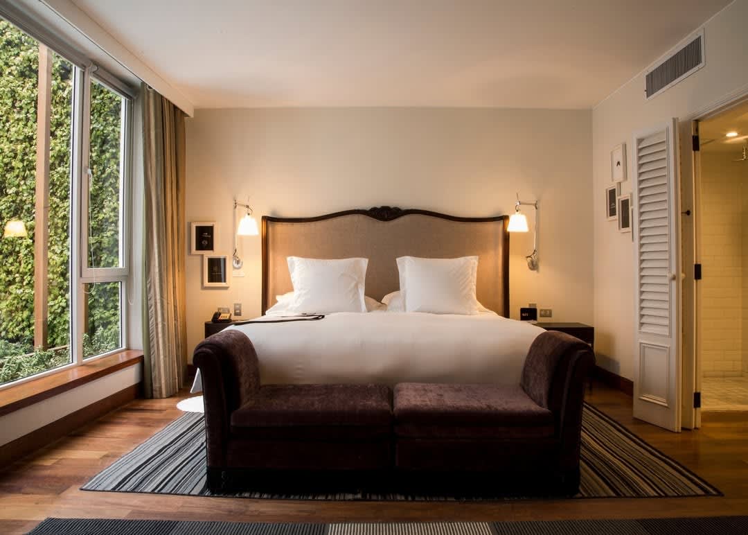 Hotel B — 2
