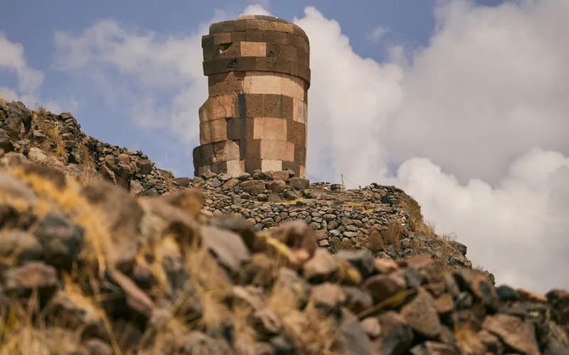 The Towers the Inca Did Not Build