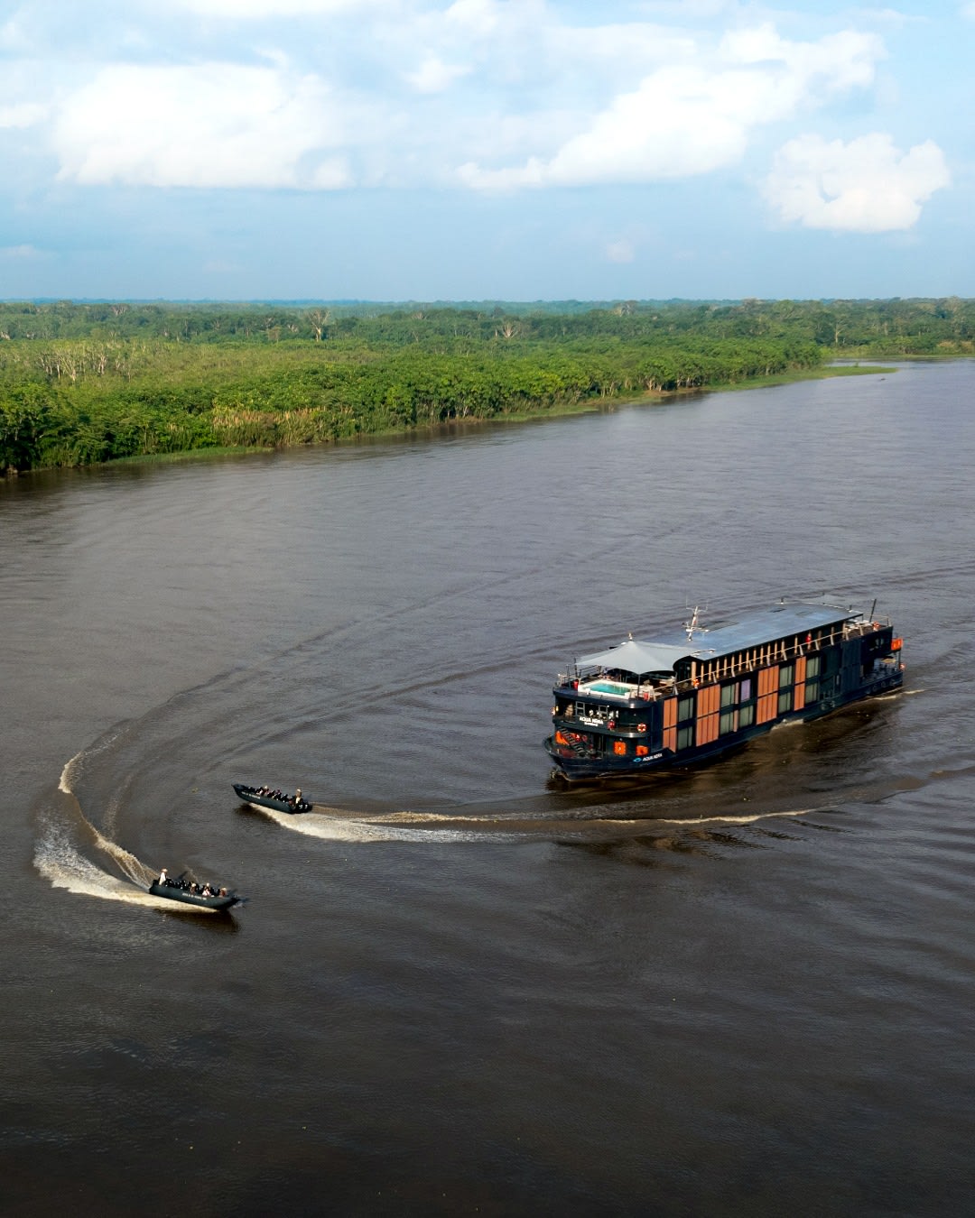 Amazon Cruise, Paracas & Machu Picchu 10