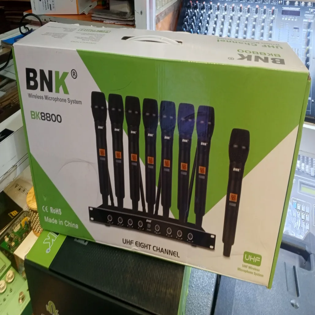 BNK BK 8800 8-Channel Wireless Handheld System - Image 1