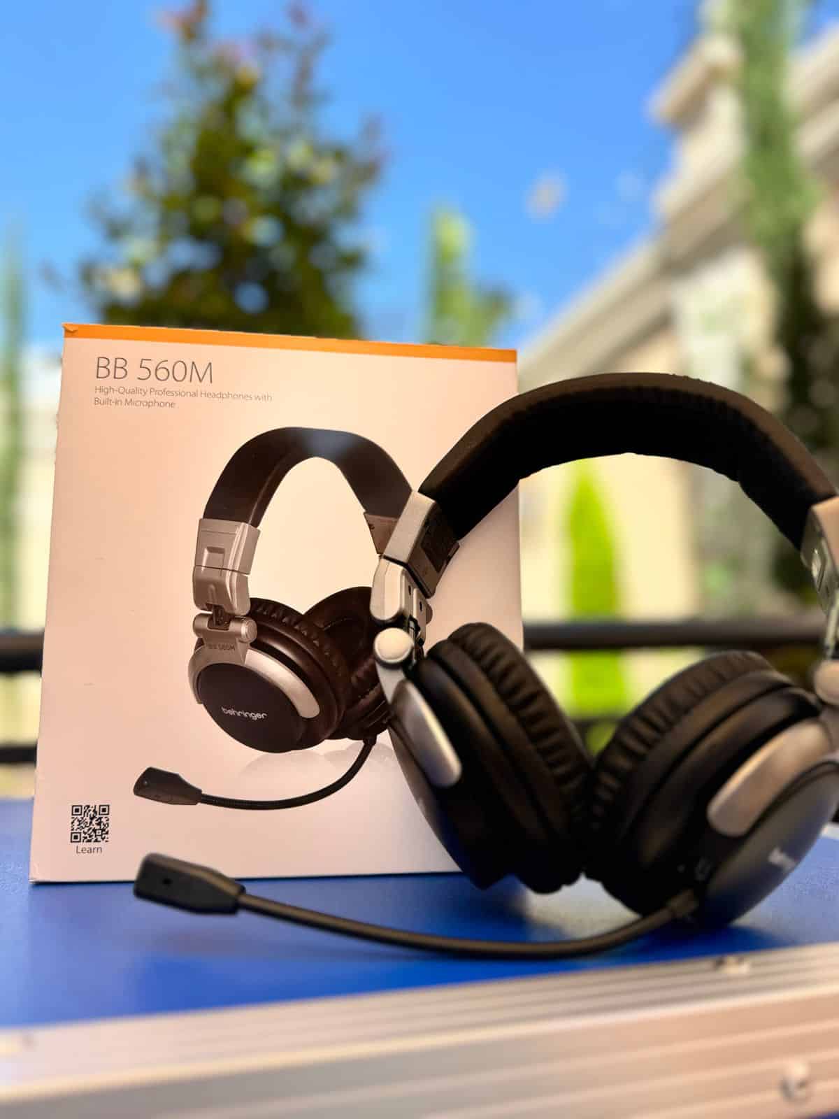 Behringer BB 560M High - Quality Professional Headphones - Image 1