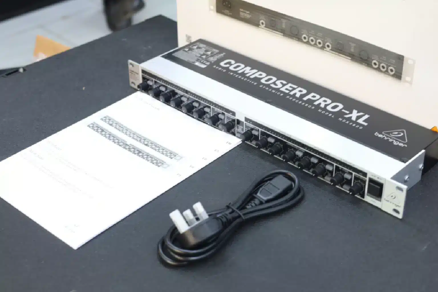 Behringer Composer Pro - XL MDX2600 - Image 1