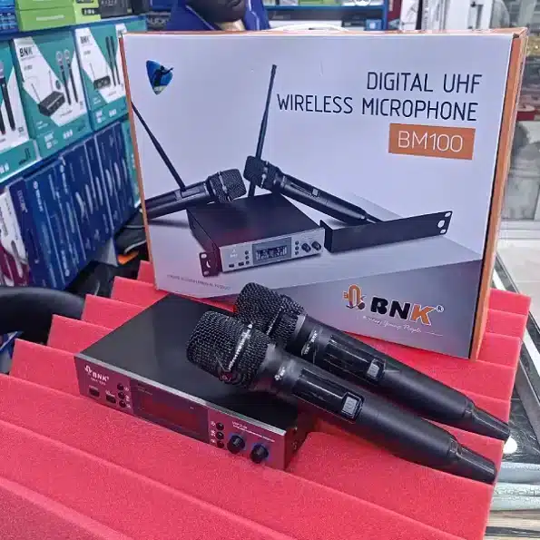 BNK BM 100 Wireless Microphone - Image 1