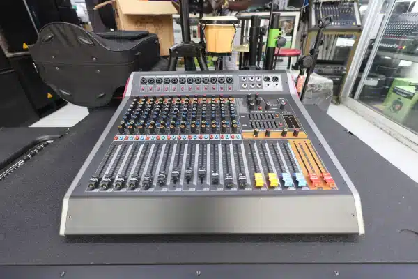 Pev Pro VX 120 12 Channel Mixer - Image 1
