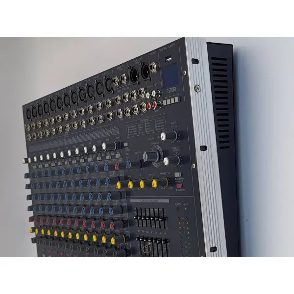 Soundcraft SMX 800 Plain Professional Essential Audio Mixer SOUNDCRAFT Analog Mixers main view audio equipment Kenya