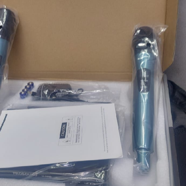 Shure U3800 Wireless Microphone System - Image 2