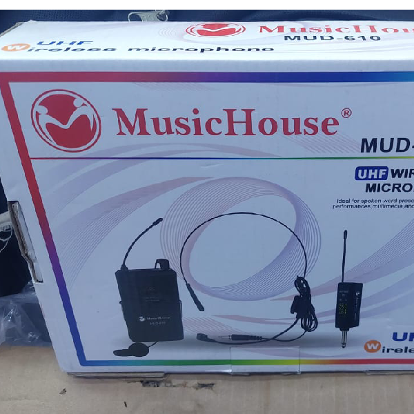 Music House MUD 610 UHF Wireless Microphone MUSIC HOUSE Handheld wireless microphone system main view audio equipment Kenya