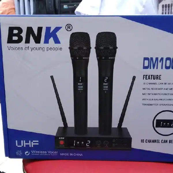 BNK DM 100H Wireless Vocal Microphone - Image 3