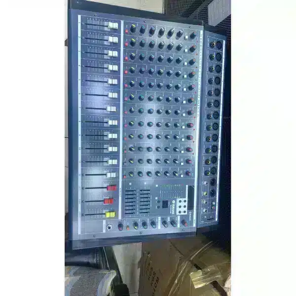 Yamaha 12-Channel Powered Mixer YAMAHA Powered mixer (integrated amplifier) main view audio equipment Kenya