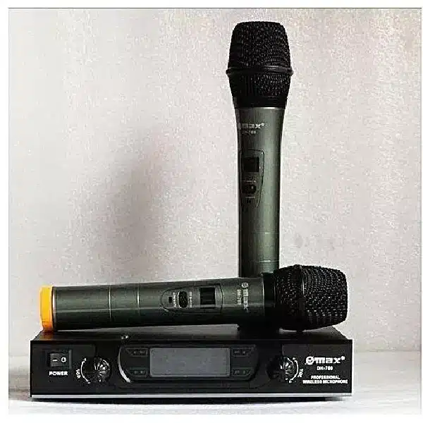 Max 767 Dual VHF Wireless Microphone System - Image 3