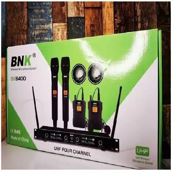 BNK BK8400 Quad Wireless Microphone System (2 Handheld, 2 Lapel) - Image 3