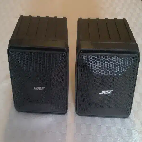 Bose Model 101 Music Monitor Speakers (Pair) - Image 2