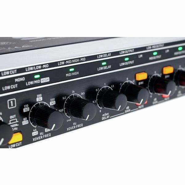 Behringer SUPER-X PRO CX3400 Crossover - Image 3
