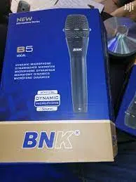 BNK B5S Professional Wired Dynamic Microphone - Image 4