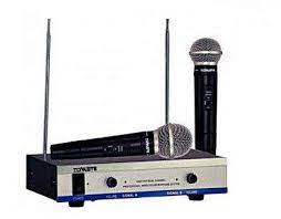Tovaste VH4500 Dual Handheld Wireless Microphone System TOVASTE Black Built-in compress-expand circuit main view audio equipment Kenya