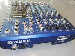 Yamaha MG8 Analog Mixer - Image 4