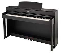 Yamaha Clavinova CLP-645 Digital Piano - Image 4