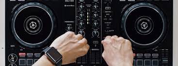 Pioneer DJ DDJ-400 2-Channel Rekordbox DJ Controller - Image 4