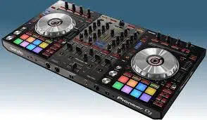 Pioneer DJ DDJ-SX3 4-Channel Serato DJ Controller - Image 4
