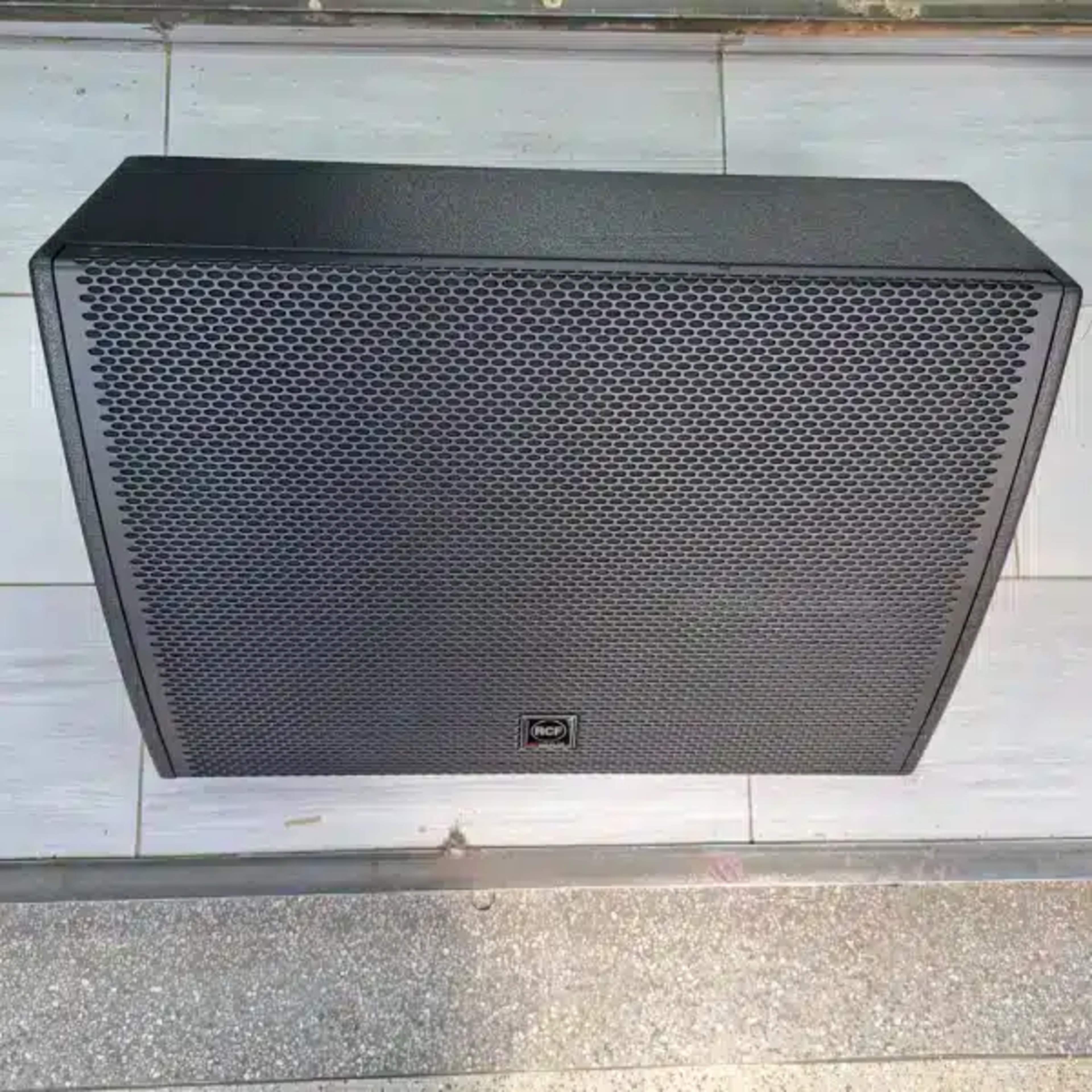 RCF M15 Professional 15-Inch Stage Monitor RCF Passive 15-Inch Stage Monitor main view audio equipment Kenya
