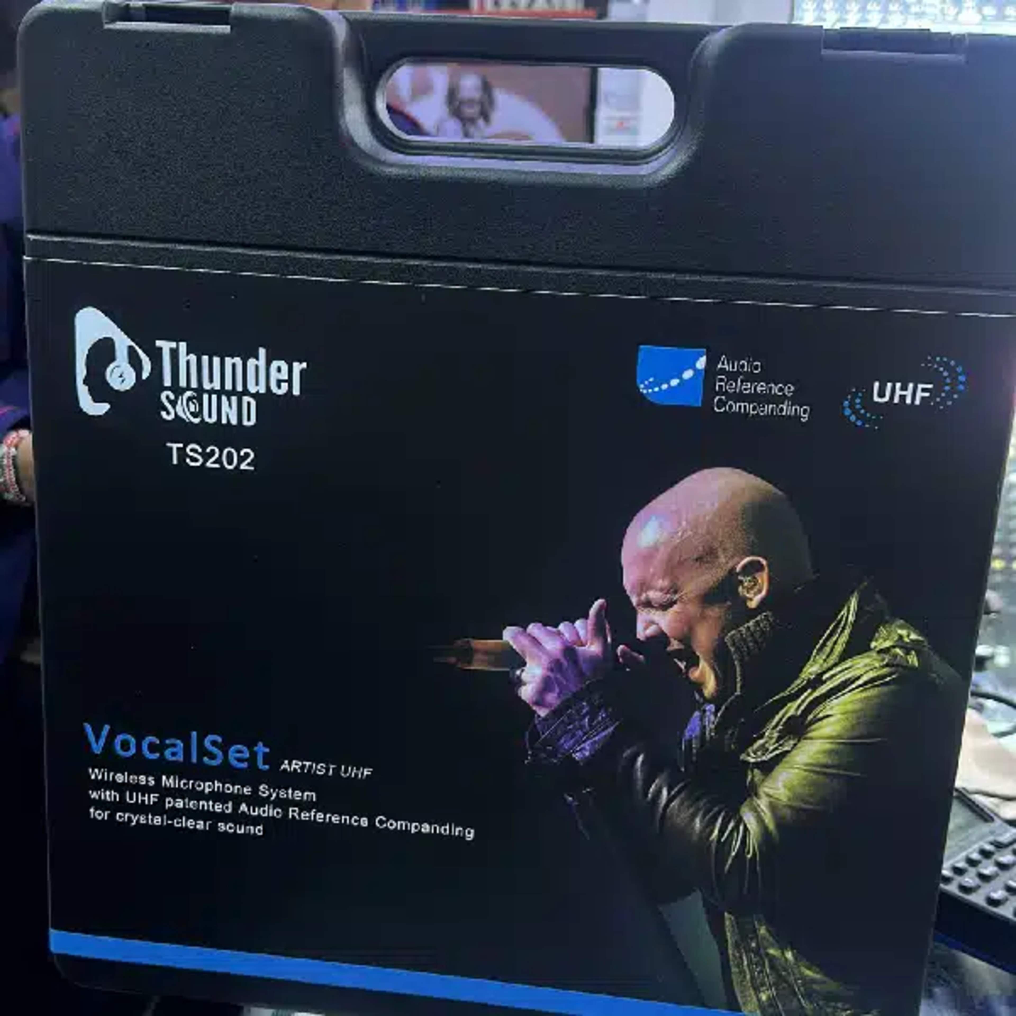 Thunder Sound TS202 Vocalset Artist Professional Dual Handheld Wireless System THUNDER SOUND Dual Handheld Wireless System main view audio equipment Kenya
