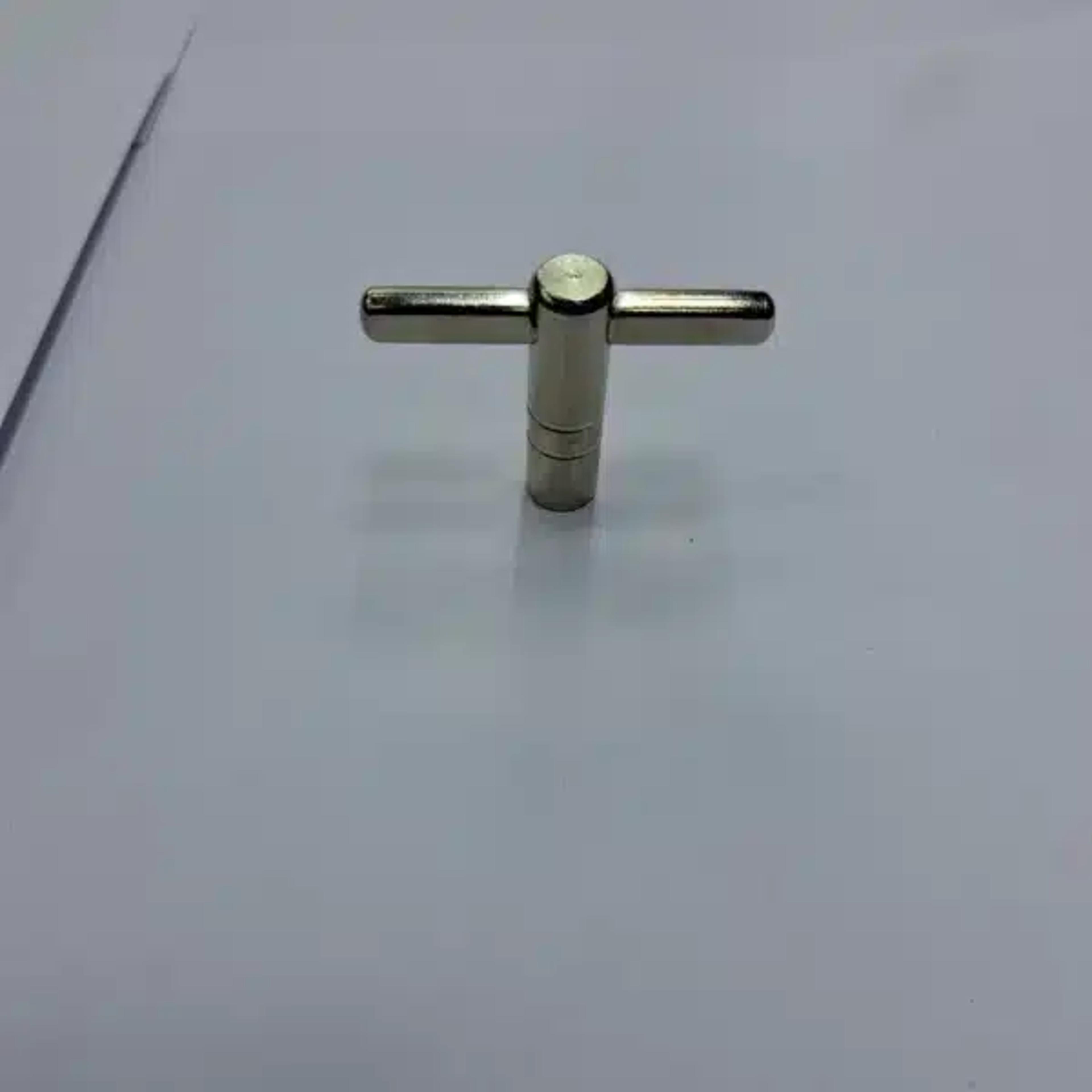 Professional Universal Drum Tuning Key - Image 1