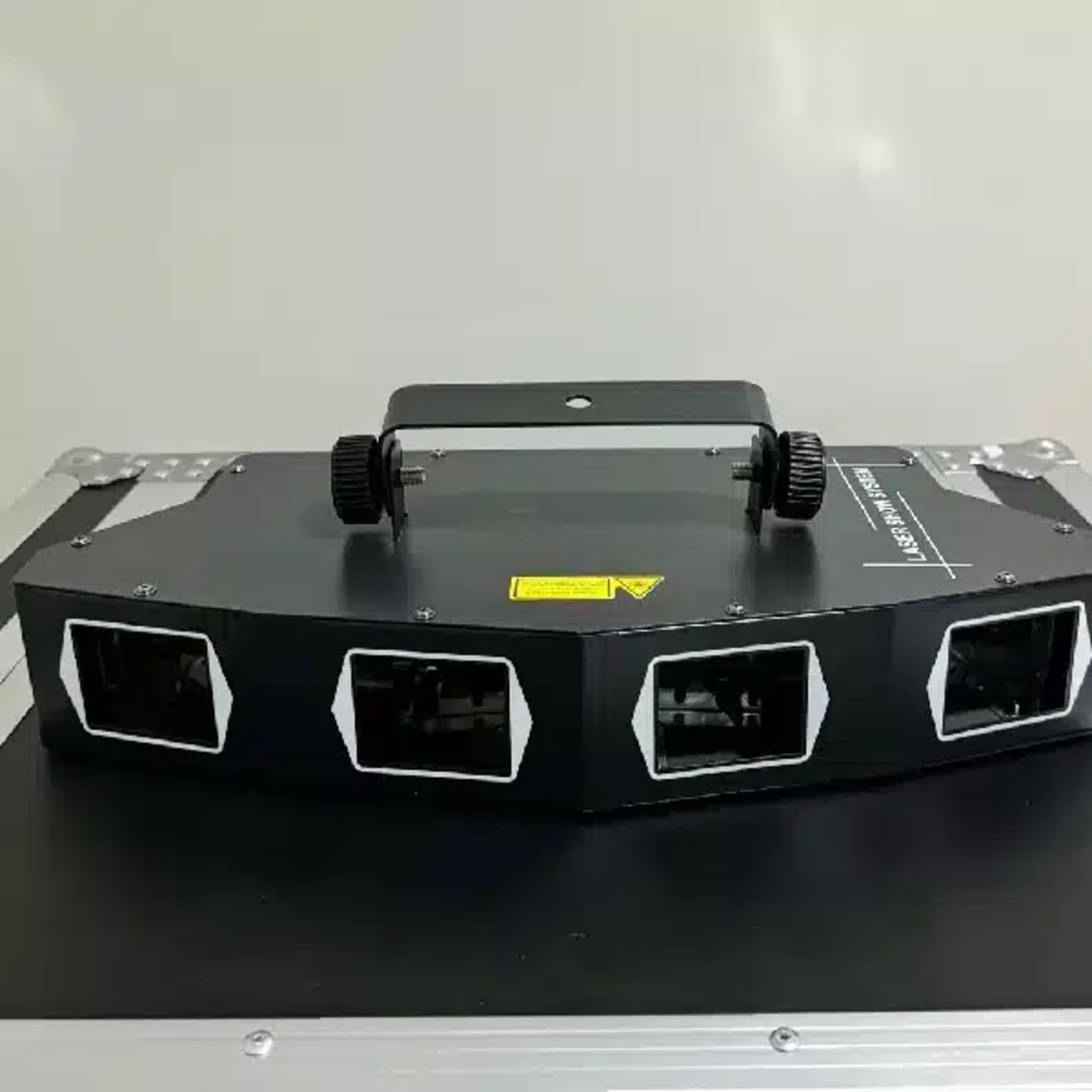 Four Eyes Laser Stage Light LED PAR & Wash Lights 4-Aperture Laser Display Red, Green, Blue, Yellow main view audio equipment Kenya