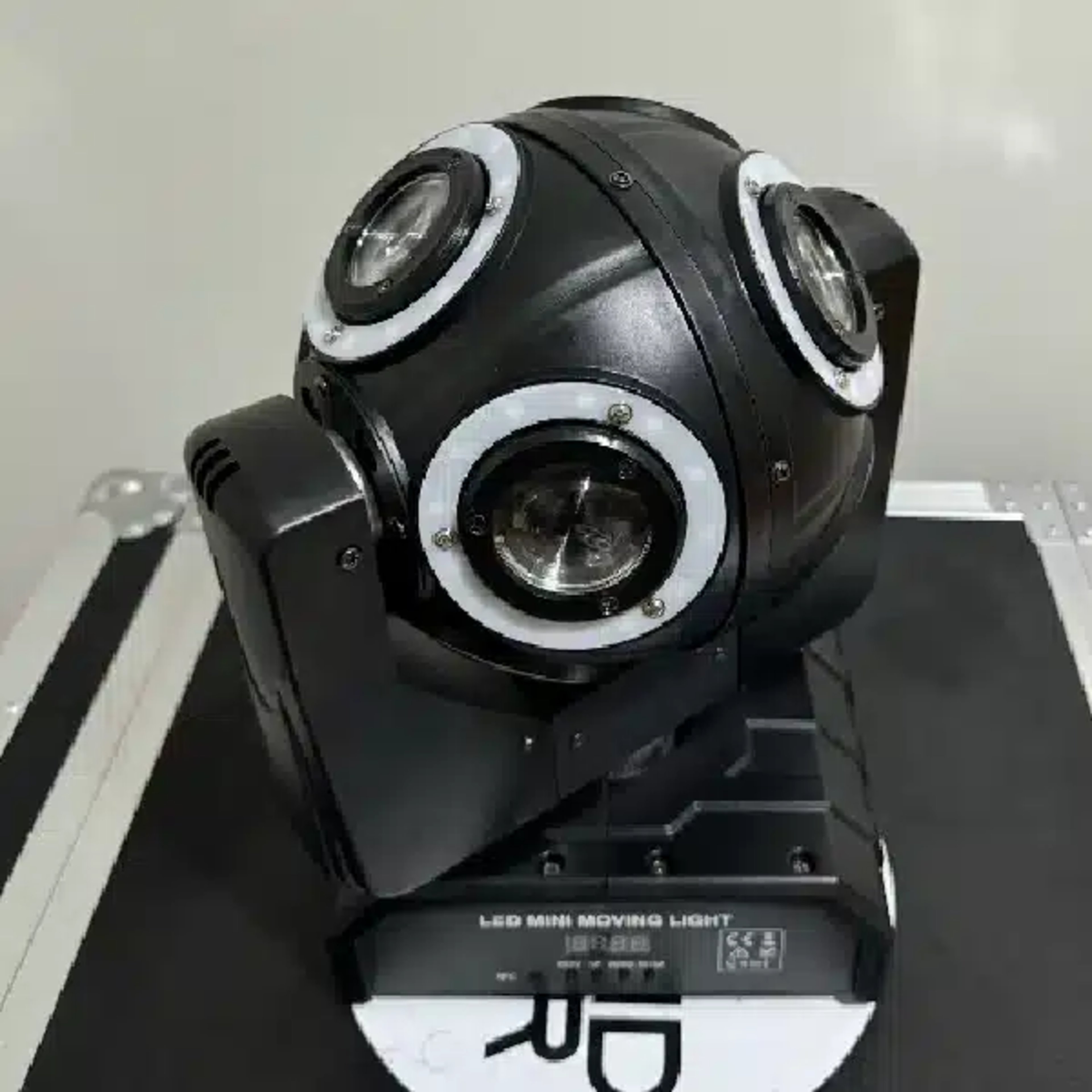Generic Pro Single Head Shaker Moving Head Stage Light GENERIC PRO LED PAR & Wash Lights Moving Head Stage Light main view audio equipment Kenya