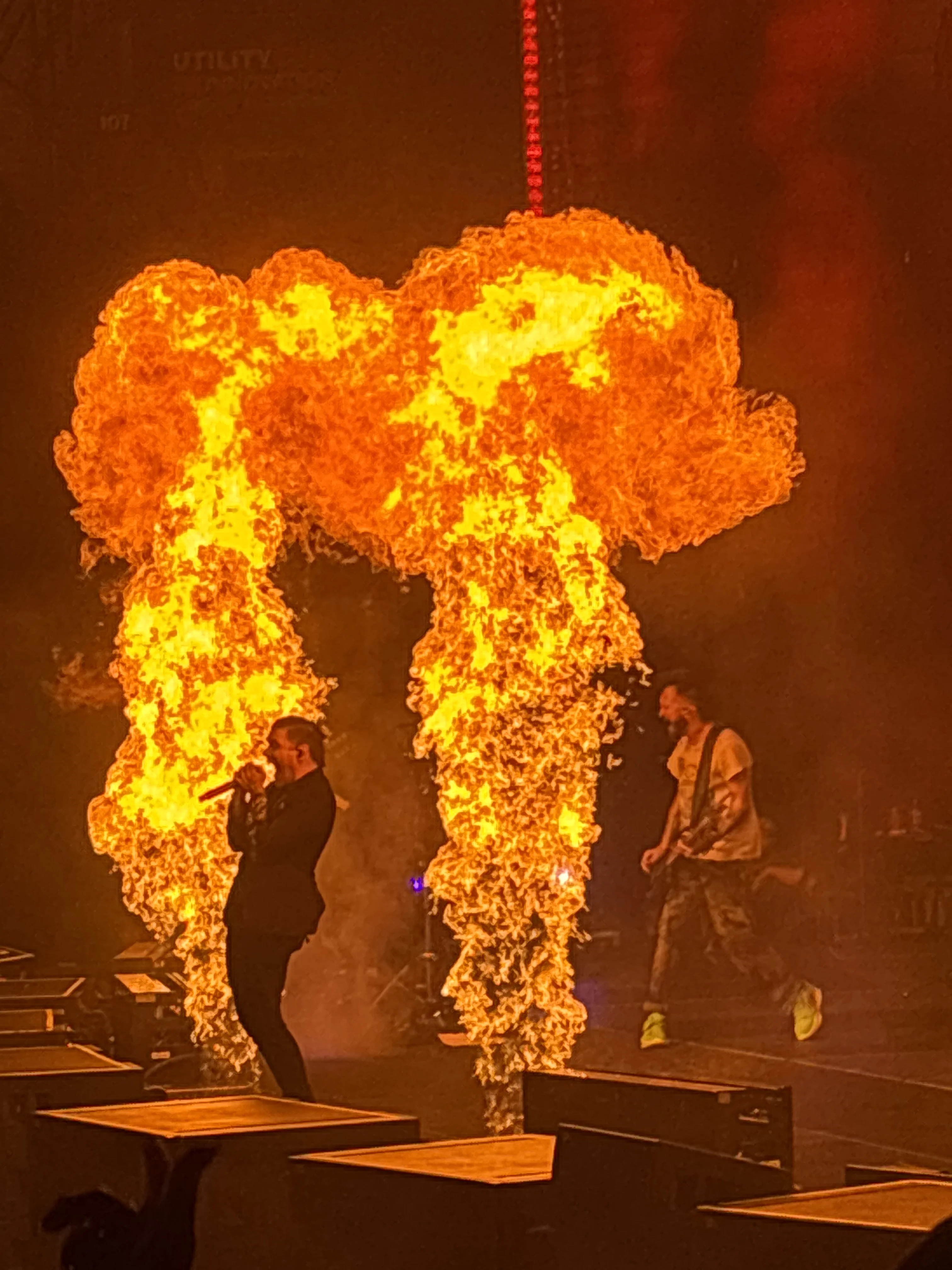 Concert Photos - Legal to Exhibit? (photo 2 of 3)