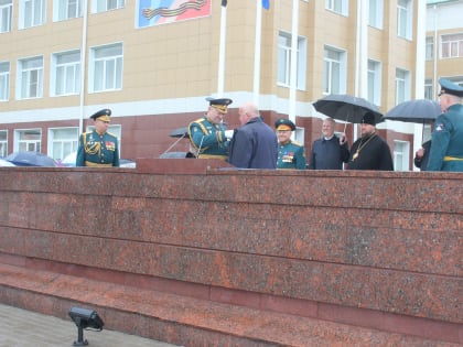 За поддержку войск РХБЗ губернатор Сергей Ситников награжден медалью Министерства обороны