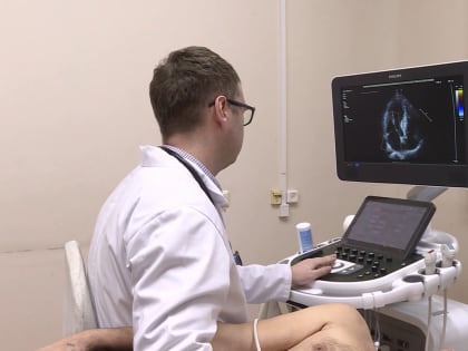 Специальные выплаты получают более 3,5 тысяч костромских медиков