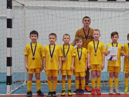 Турнир по мини-футболу «Вперед, к победе!»