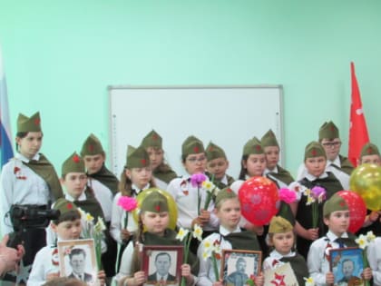 Комнате Боевой Славы школы №1 – 35 лет