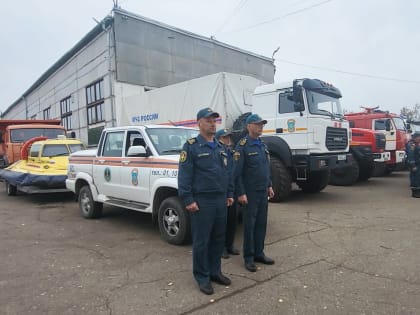 Проверка готовности спасательных служб на дамбе