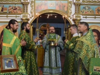 Епископ Галичский и Макарьевский Алексий совершил богослужение в храме прав.Иоанна Кронштадтского п.Островское