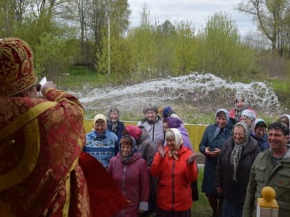 Архипастырь возглавил Божественную литургию в храме свт.Николая с.Николо-Полома