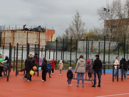 В городе Буе Костромской области работает новая «умная» спортивная площадка