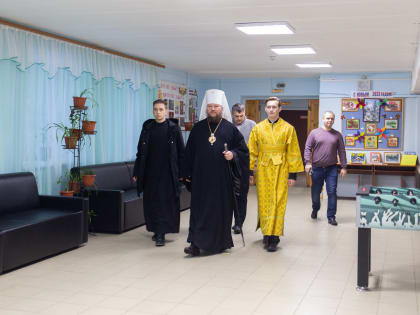 «ВОЛЖСКАЯ НОВЬ»: Митрополит Костромской и Нерехтский Ферапонт посетил психоневрологический интернат на Хуторе 1 Мая