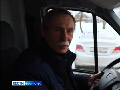 Кареты «Скорой помощи» не могут добраться до костромичей из-за сугробов во дворах