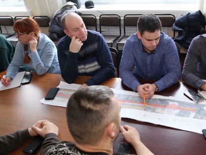 В мэрии Костромы обсудили планы по ремонту дорог и обустройству парковок