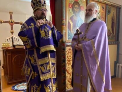 Архипастырь возглавил служение литургии Преждеосвященных Даров в домовом храме свт.Николая архиерейского подворья с.Умиление