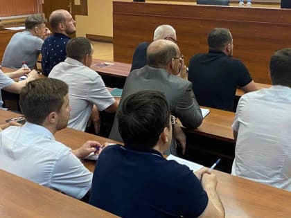 Костромские госслужащие начали изучать основы военной подготовки