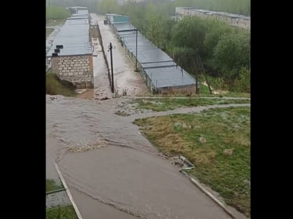 Поплыли: ливневый дождь принёс костромичам стихийное бедствие