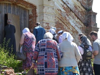 ДУШЕВНАЯ ВСТРЕЧА НА МЕСТЕ ЯВЛЕНИЯ ИКОНЫ «УМИЛЕНИЕ»