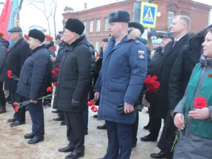 В Костроме прошла акция «Вахта Героев Отечества»