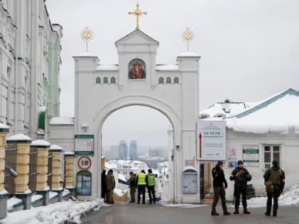 Украина стремительно движется по пути саморазрушения