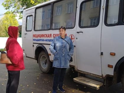 Мобильный ФАП вышел на маршрут
